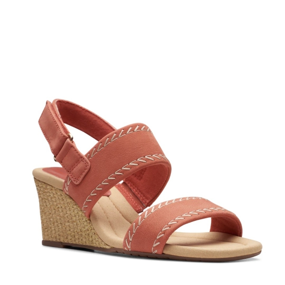 Brand New In Box Clarks Kyarra Rose Nubuck Wedge Sandal